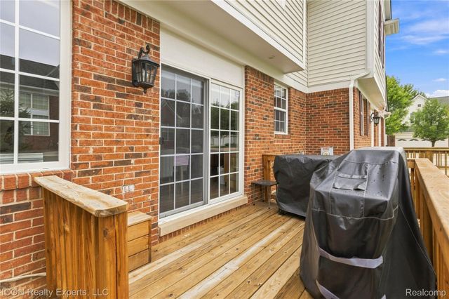 29348 Douglas Drive, Novi, MI 48377