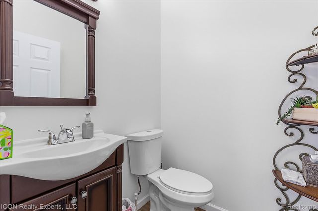 29348 Douglas Drive, Novi, MI 48377