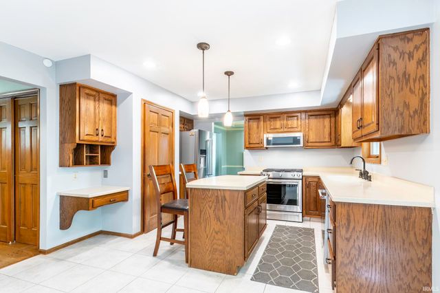 10712 Creek Gap Court, Fort Wayne, IN 46845