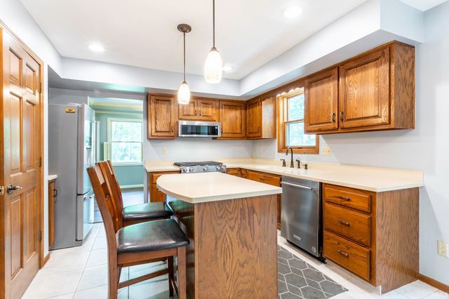 10712 Creek Gap Court, Fort Wayne, IN 46845