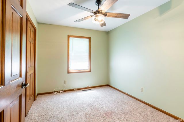 10712 Creek Gap Court, Fort Wayne, IN 46845