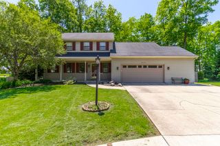 10712 Creek Gap Court, Fort Wayne, IN 46845