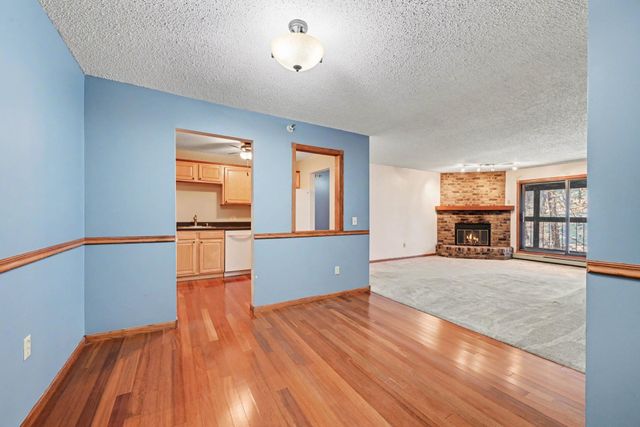 5645 Green Circle Drive 315, Minnetonka, MN 55343