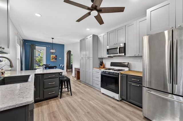 1002 75th STREET, Kenosha, WI 53143