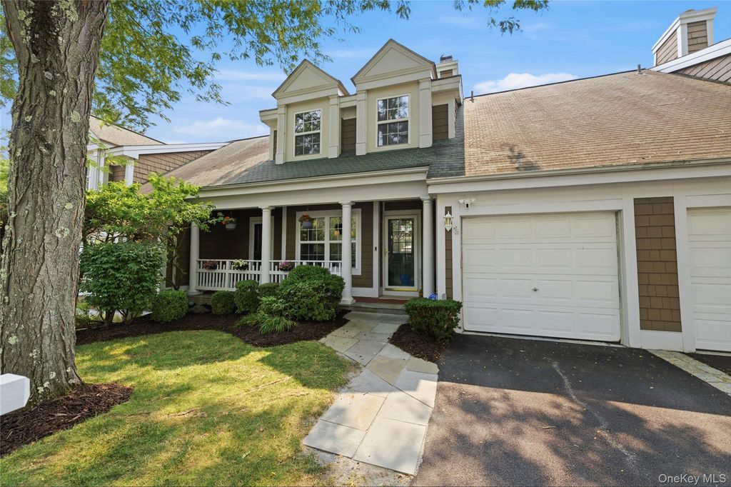 29 Winterberry Lane, Briarcliff Manor, NY 10510