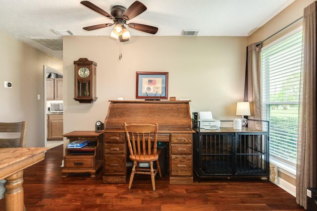 5620 County Road 166, Alvin, TX 77511