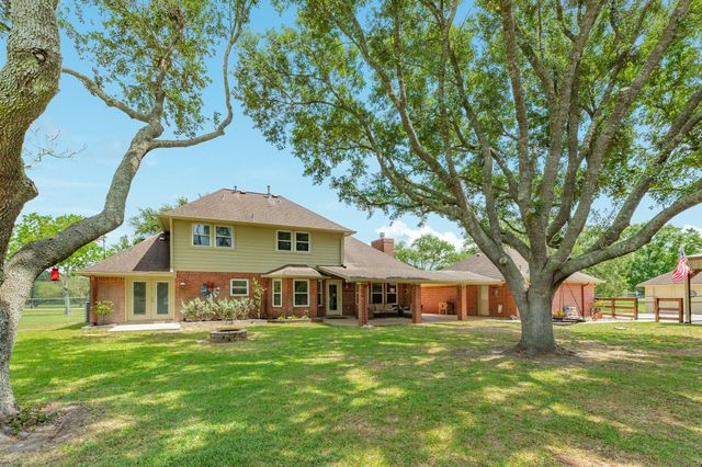 5620 County Road 166, Alvin, TX 77511