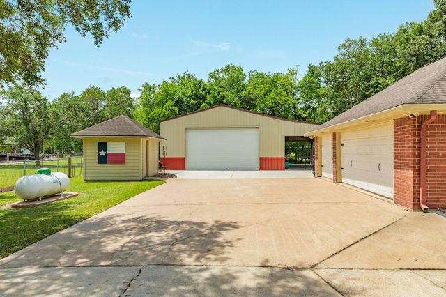 5620 County Road 166, Alvin, TX 77511