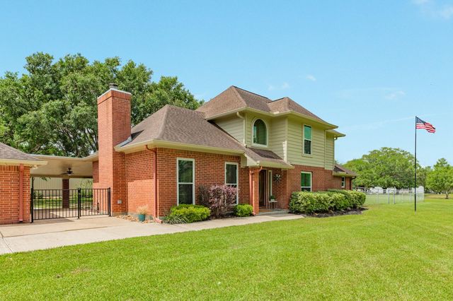 5620 County Road 166, Alvin, TX 77511