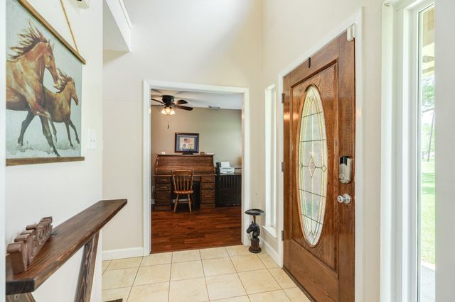5620 County Road 166, Alvin, TX 77511