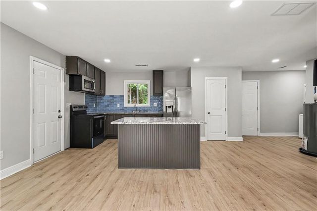 6010 Fieldcrest Drive, Morrow, GA 30260