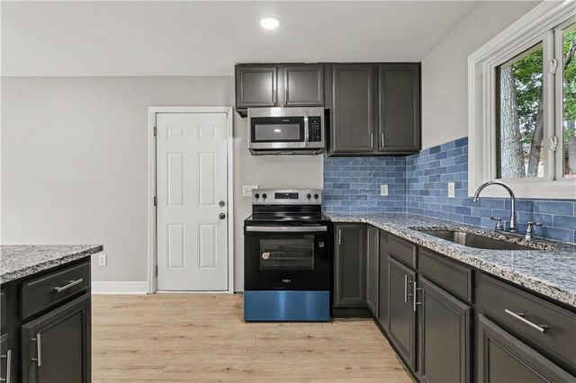 6010 Fieldcrest Drive, Morrow, GA 30260