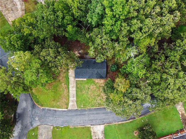 6010 Fieldcrest Drive, Morrow, GA 30260