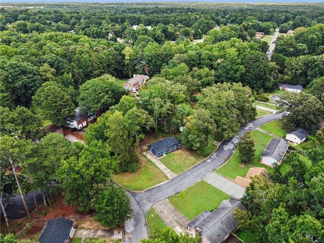 6010 Fieldcrest Drive, Morrow, GA 30260