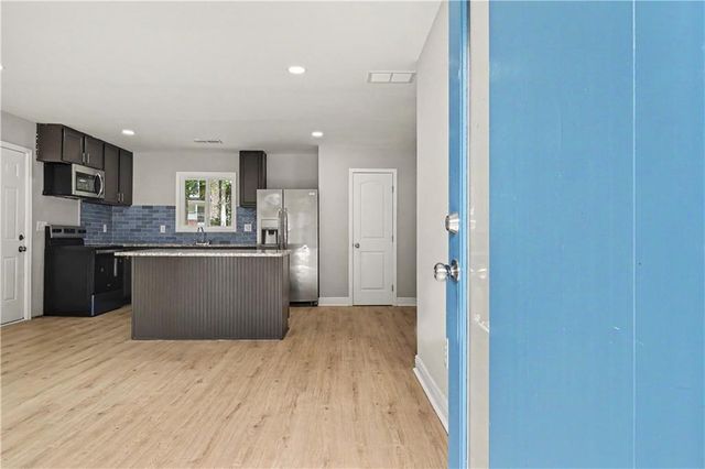 6010 Fieldcrest Drive, Morrow, GA 30260