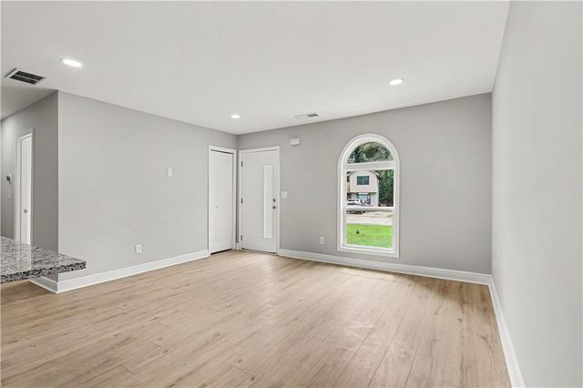 6010 Fieldcrest Drive, Morrow, GA 30260