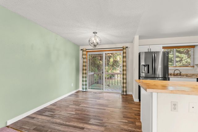 6023 E 12th Ave, Spokane Valley, WA 99212