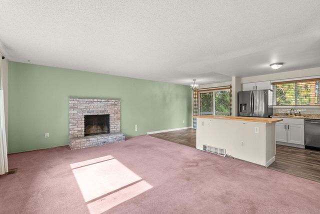 6023 E 12th Ave, Spokane Valley, WA 99212