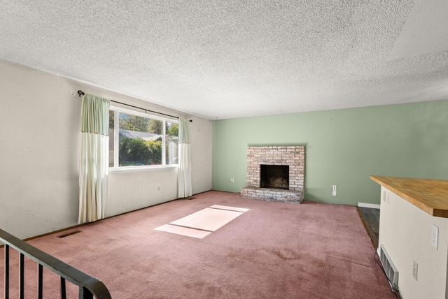 6023 E 12th Ave, Spokane Valley, WA 99212