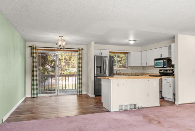 6023 E 12th Ave, Spokane Valley, WA 99212