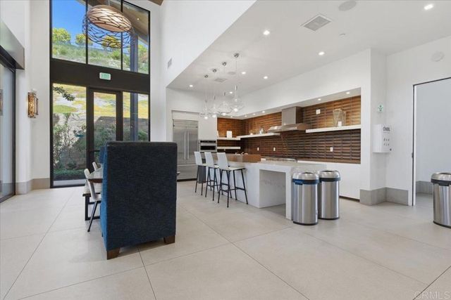 2510 Aperture Circle, San Diego, CA 92108