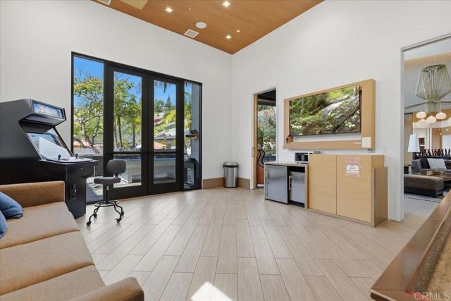 2510 Aperture Circle, San Diego, CA 92108