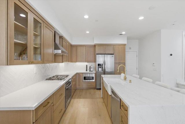 2510 Aperture Circle, San Diego, CA 92108