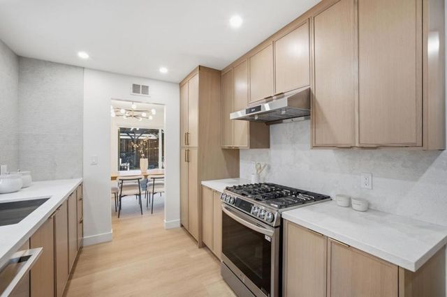 5220 Shady Avenue, San Jose, CA 95129