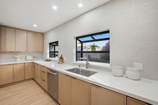 5220 Shady Avenue, San Jose, CA 95129