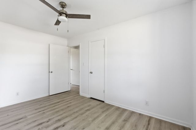 800 R S Bradley Blvd, Clarksville, TN 37042