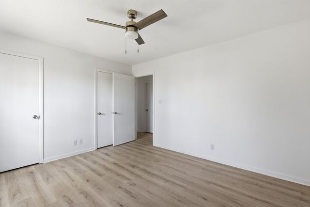 800 R S Bradley Blvd, Clarksville, TN 37042