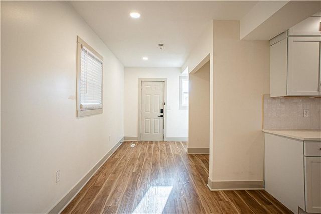 1701 S Arlington Avenue, Independence, MO 64052