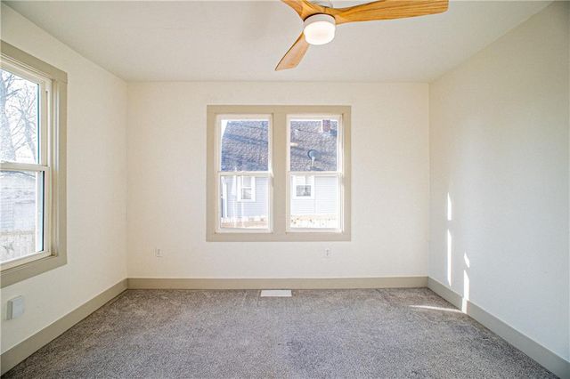 1701 S Arlington Avenue, Independence, MO 64052