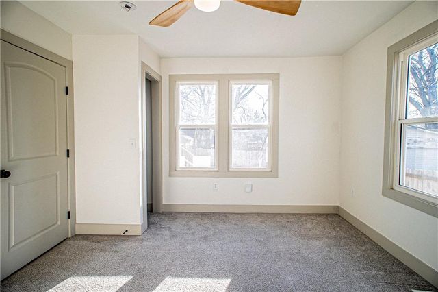 1701 S Arlington Avenue, Independence, MO 64052