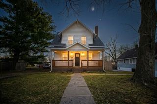 1701 S Arlington Avenue, Independence, MO 64052