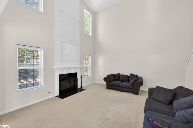 205 Summitbluff Drive, Greenville, SC 29617