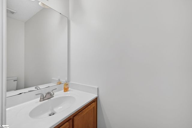 205 Summitbluff Drive, Greenville, SC 29617