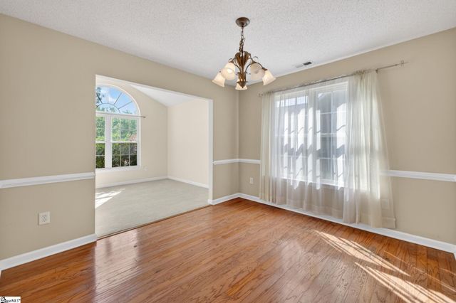 205 Summitbluff Drive, Greenville, SC 29617