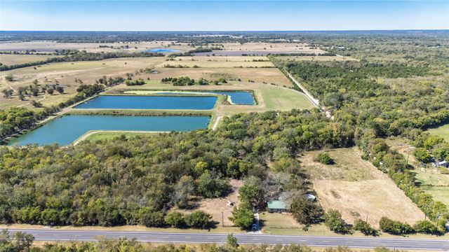 962 Hwy 50, Ladonia, TX 75449