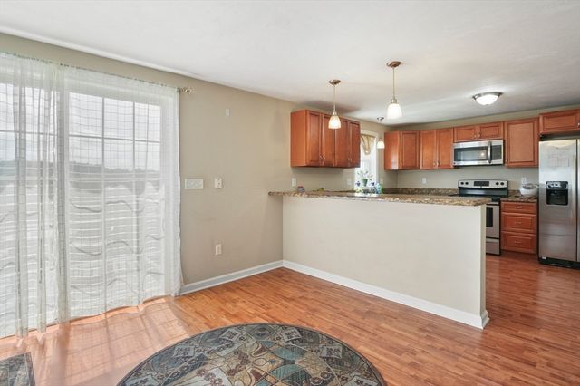 28 Bittersweet Boulevard, Worcester, MA 01607