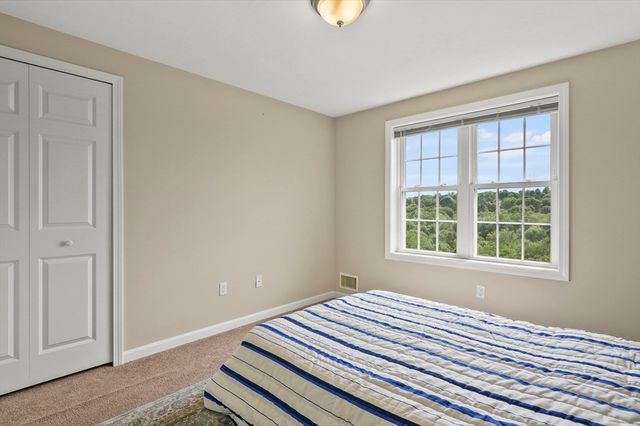 28 Bittersweet Boulevard, Worcester, MA 01607