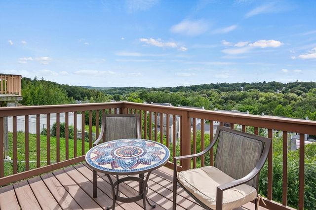 28 Bittersweet Boulevard, Worcester, MA 01607