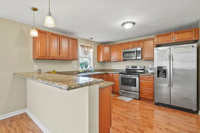 28 Bittersweet Boulevard, Worcester, MA 01607