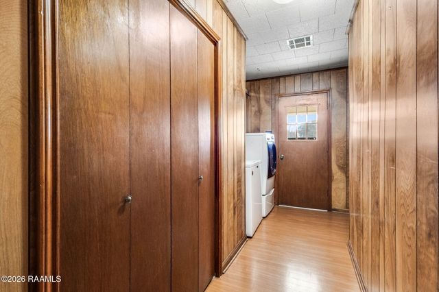 5814 Hwy 182, Opelousas, LA 70570