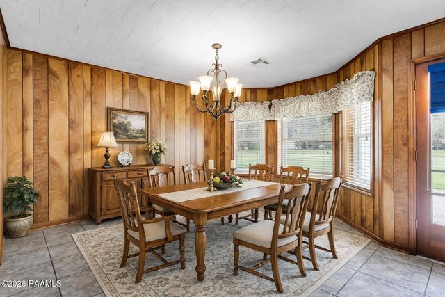 5814 Hwy 182, Opelousas, LA 70570