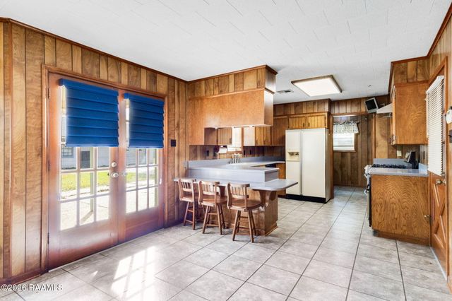 5814 Hwy 182, Opelousas, LA 70570