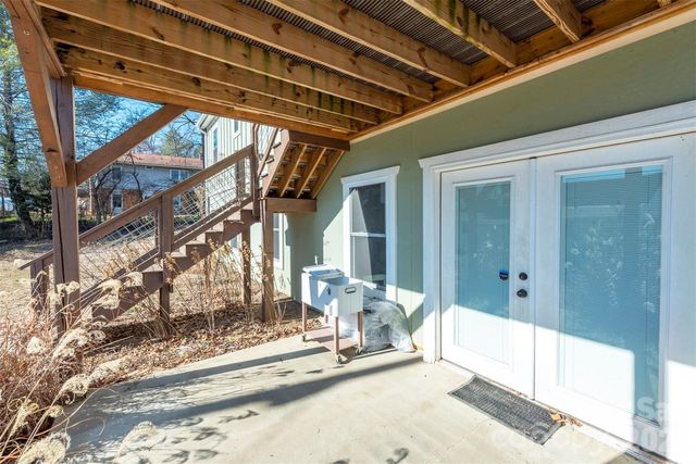 106 Joy Ridge Drive, Black Mountain, NC 28711