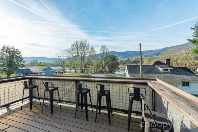 106 Joy Ridge Drive, Black Mountain, NC 28711