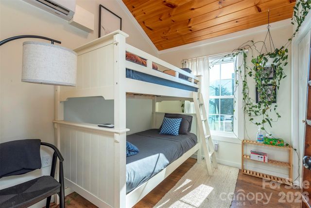 106 Joy Ridge Drive, Black Mountain, NC 28711