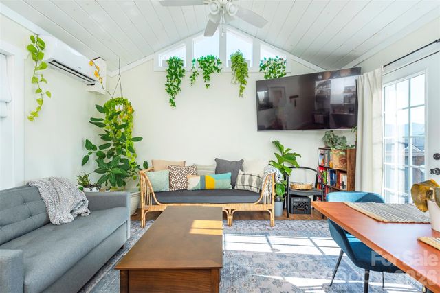 106 Joy Ridge Drive, Black Mountain, NC 28711